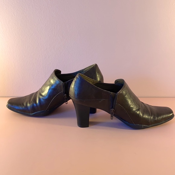 Aerosoles Cingle File Women Sable Brown Heel Bootie Shoe with side zip Size 9.5M - Picture 2 of 7